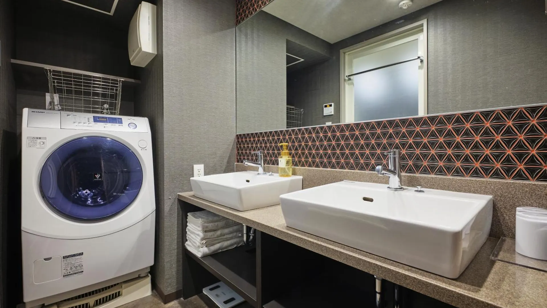 Hotel apartamentowy Monday Apart Nihonbashi Ningyocho Tokio